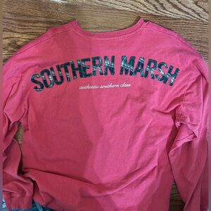 Women’s medium Southern Marsh Long Sleeve T